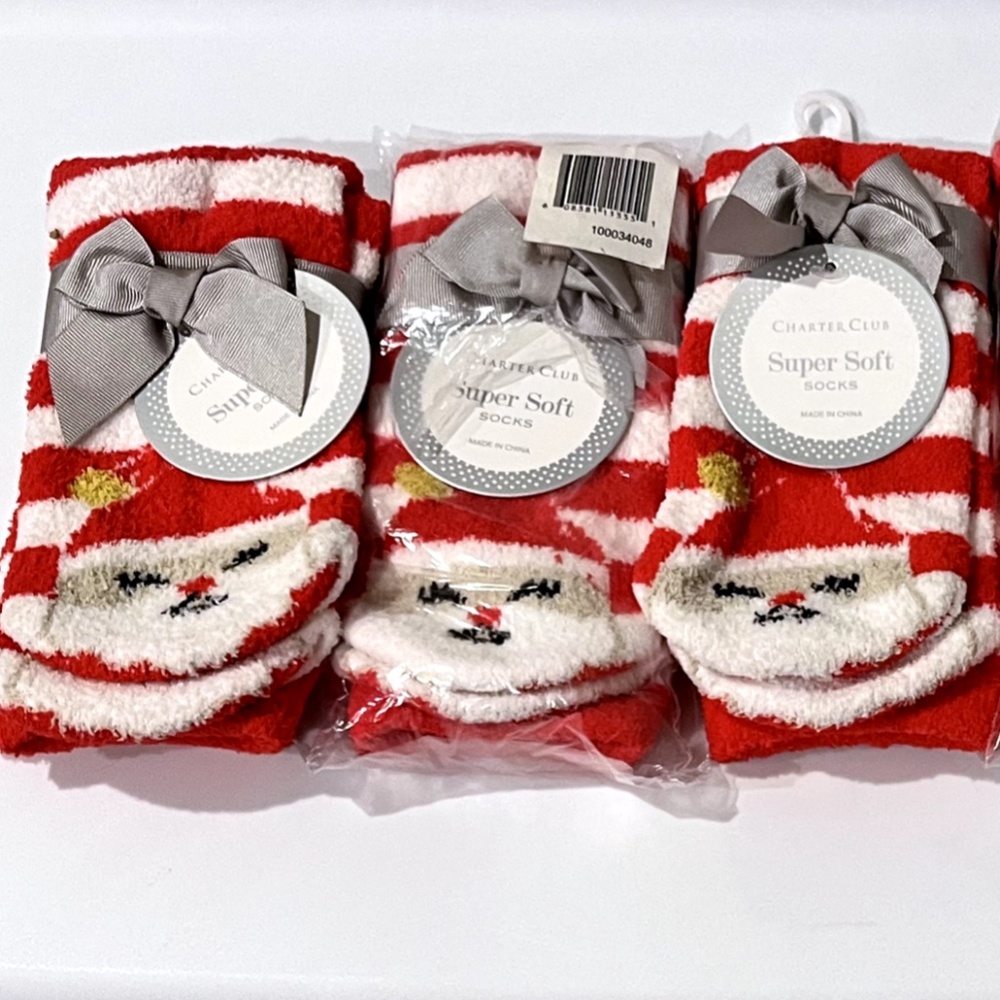 (NWT) 3 Pairs Women's Charter Club Red/White Super SOFT Christmas Santa Socks
